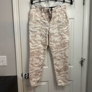 Knox Rose Camouflage Jeans